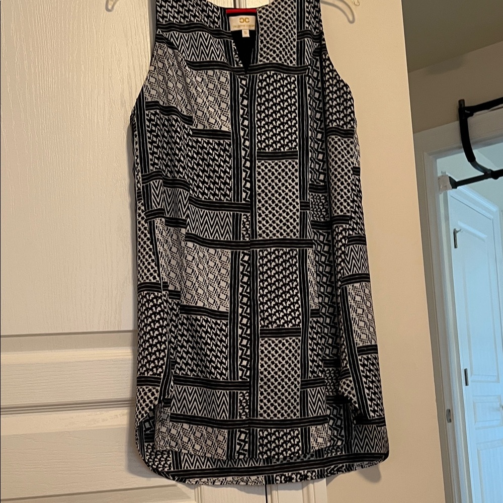 DC Monochrome Geometric Sleeveless Dress